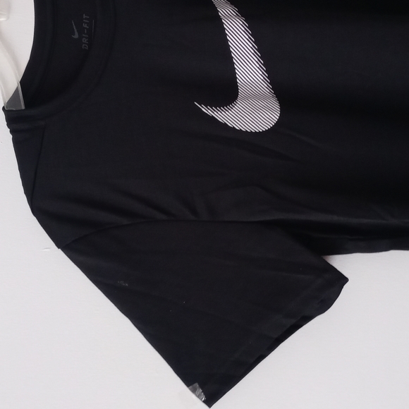 BRAND NEW NIKE MENS TRAINING TEE - Picture 5 of 12